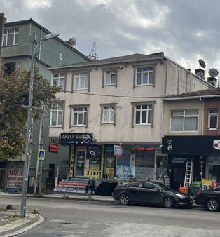 Samandıra Merkeze Yakın Cadde Üzeri Komple Kiracılı Satılık Bina