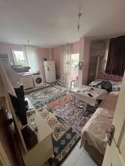 Çiftehanda Eşyalı Hazır Kiracılı Satılık 2 Adet Stüdyo Daire