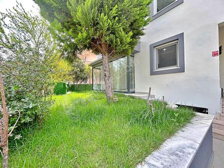 Uytundan Akçay'da Denize 400 Metre 3+1 Bahçeli Satılık Villa