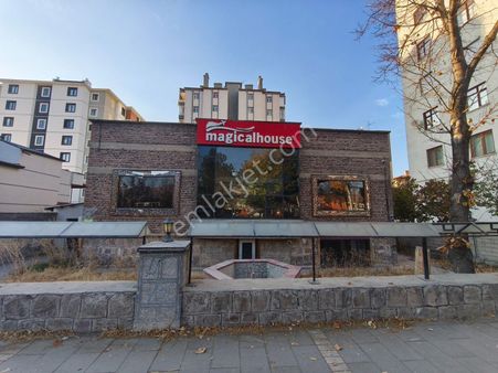 Erciyes Bulvarı Cadde Üzerinde Bahçeli Kiralık İş Yeri