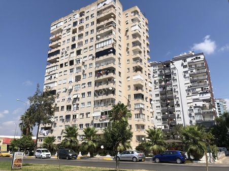 Yenidoğan Mahallesi Tadilatlı Doğalgazlı 3+1 Manzaralı Mesken