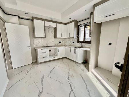 Bağbaşı'nda Harika Konumlu 110m² 2+1 Arakat Satılık Daire