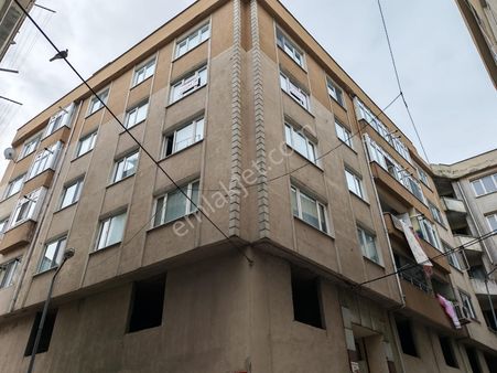 Mimarsinan E-5 Cephe Satılık 3+1 Daire