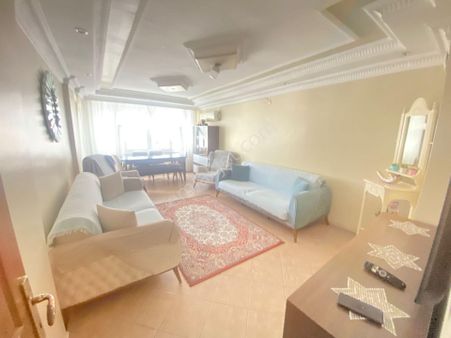 Prestij'den Turgutreis'te Cadde Üzeri Asansörlü Ayrı Mutfak 2+1