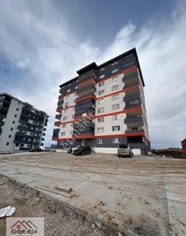 Arda Emlak Ofisin’den Eski Toki Mevkiin’de Kapalı Balkonlu Sıfır Daire