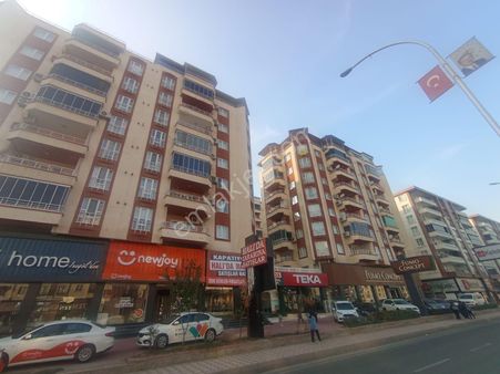 Emlak 72'den Esenkent Sitesinde Satılık 5+1 Dubleks Daire