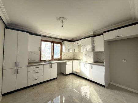 Satılık 3+1 Çatı Dubleks 120 M2 Sultanbeyli Mimar Sinanda