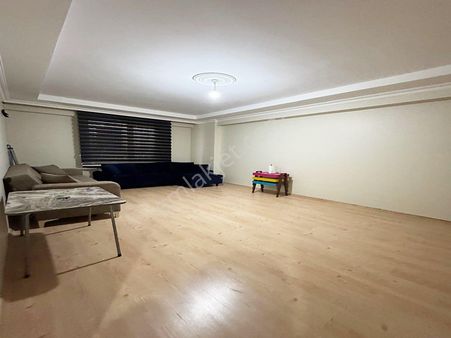 Nes Yapı'dan Metrobüse 5 Dk 85 M² 1+1 Eşyalı Kiralık Yüksek Giriş Daire