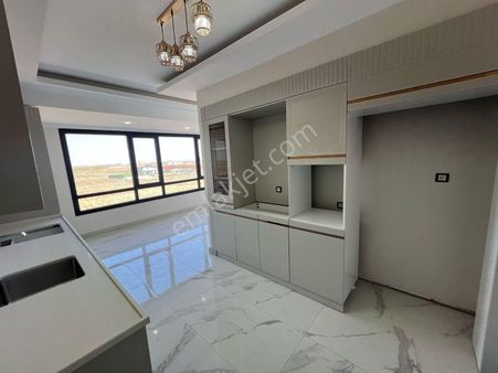 Yalmanlar Emlak' Tan Kiralık 2.5+1 Ultra Lüks Daire