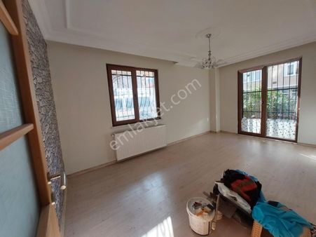 Oryaştan Ataşehir Kayışdağında İskanlı 75m2 2+1 Giriş Daire