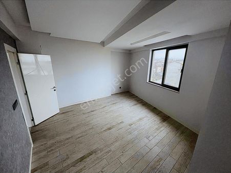 Mühür360'dan Şemikler/akçeşme Mh. Fırsat 2+1 Satılık Uygun Daire