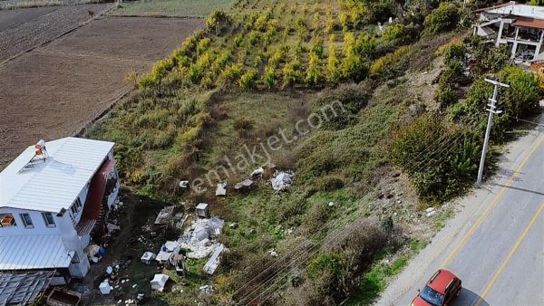 Uğurdan Dünyaca Ünlü Saklıkent Yoluna Cephe Köyiçi İmarlı Arazi
