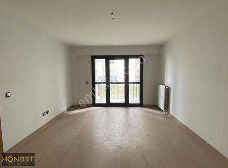 Esenler Selçuklu Kiralık 2+1 Boş Daire...balkonlu K.mutfak