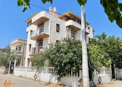 Ürkmezin Kalbi Bengiler'de Plaja 50m Bahçeli Satılık 2+1 Daire