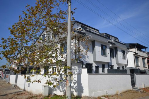 Sakarya Kocaali'de Satılık 3+1 Denize Yakın Lüks Villa