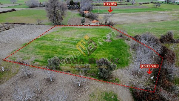 Mega'dan Yeşilyurtta Satılık 3500 M2 Arazi