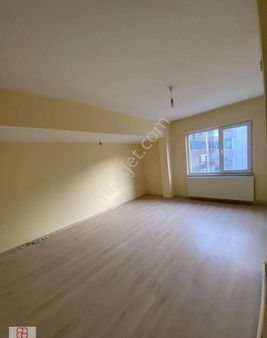 Gölbaşı Bahçeliev.mh.de Yapılı 3+1 Satılık Daire