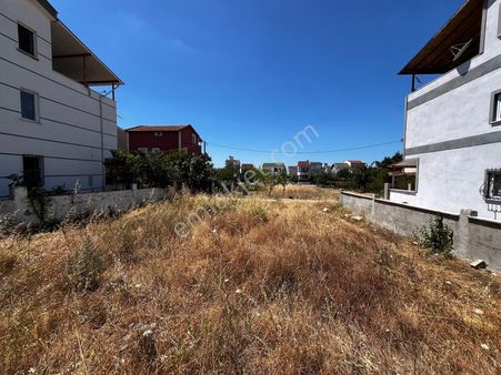 Projeli Ruhsatlı 251 M2 3 Kat Villa İmarlı Denize 800 Metre