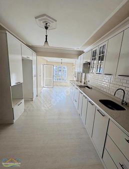 Necaroğullarından Dıçlekent Merkezi Konum 4+1