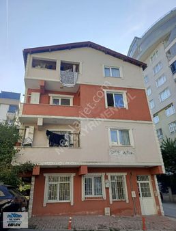 Nc Emlaktan Cumhuriyet Mahallesinde 3+1 Kiralık Daire