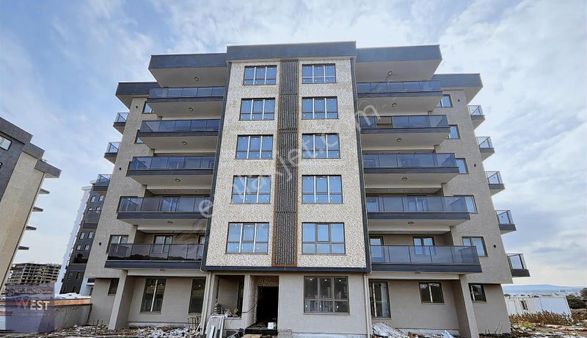 Esenlerde Deniz Manzaralı Satılık 3+1 Sıfır Lüx Daire