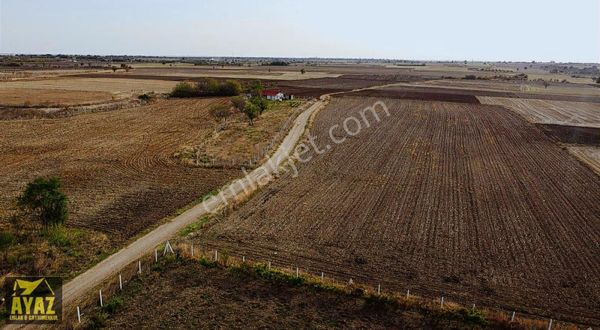 Kırklareli Merkez Eriklice Köyünde Satılık Tarla