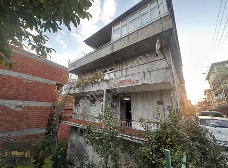 İzmit Tavşantepe'de Deniz Manzaralı Geniş M2'li 3+1 Daire