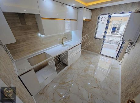 Acr'den Cadde Yakını Ultra Lüks Yapılı 5+1 300 M2 Emsalsiz Daire