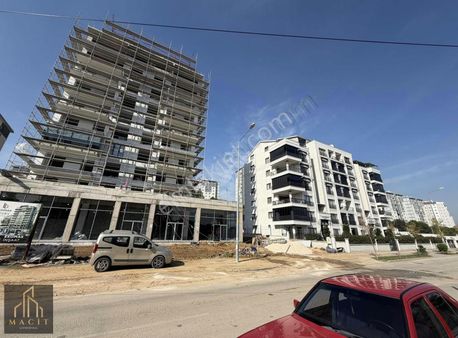 Macit'den Hasanağa Merkezde 2+1 Ayrı Mutfaklı Satılık Daire