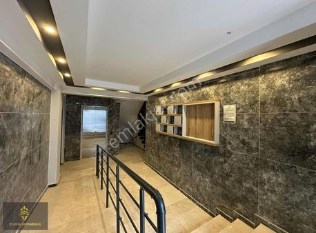 Eğitimciler Cad Yakını Ayrı Mutfaklı Çift Balkonlu Satılık Daire