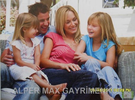 Yenigirne Örnekköy De Satılık 5 Katlı Nın 5. Katın Da 2+1 Sıfır Daire Dübleks İlan No. 03 94 )