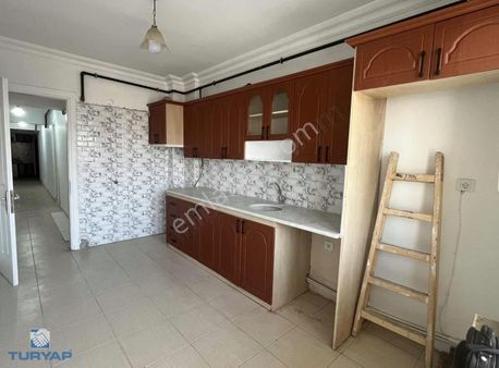 Torbalı Tepeköy Mah. Ara Kat 3+1 Satılık Daire