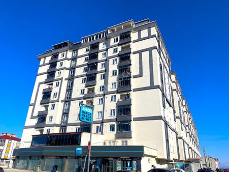 **eryıldız Gayrimenkul'den**bahçelievler Mah.merkezde Site İçinde Lüks 2+1 Daire Fuul Güney Cephe