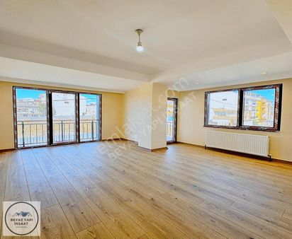 Beyaz Yapı'dan Metroya Yakın Lokasyonda İskanlı 2+1 Ara Kat