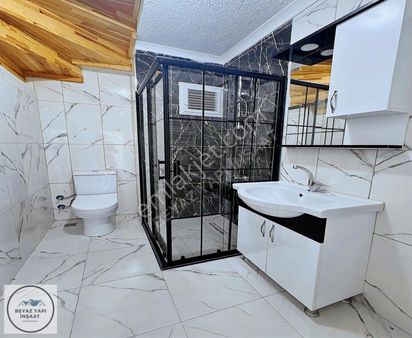 Beyaz Yapı'dan Şehir Manzaralı Teras Kullanımlı 4+1 Üst Dublex !