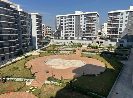 İnönü Cad Üzeri Bahçeşehir Royal Sitesi 3+1 Kiralık Daire