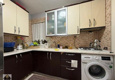 İzmirspor Metrosuna Yakın Satılık 2+1 Bakımlı Daire