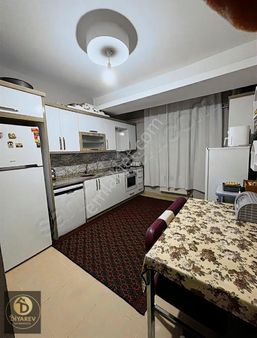 Demetevler'de 2+1 Son Kat Full Yapılı Temiz Çatılı Daire Temiz