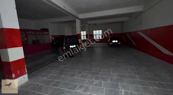 Kiralık, Hilal, 686 Sokak, 4+1, Geniş Ve Bakımlı Genç Binada Boş