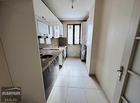 Albayrak'tan Yeni Bina Ara Kat 2+1 Büyük Kul.ayrı Wcli Boş Daire