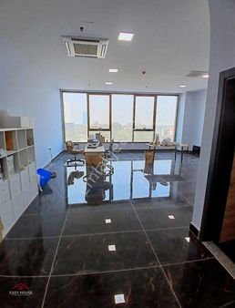 Bursa Yalavo Yolu Çelikkanat Plaza'da Kiralık Ofis