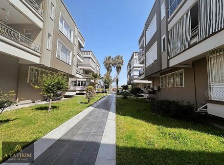 Güzeloba Da Havuzlu Sıt.ayrı Mutfaklı 2+1 Satılık Daire