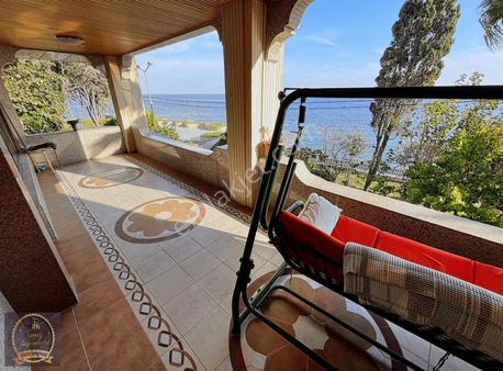 Denize Sıfır Eşsiz Kompleks 3 Ayrı Mülk Gümüşyaka / Silivri