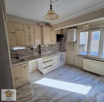 Er Yapı'dan Kiralık 2. Sakarya Mh. Çevre Yolu Yakını 2+1 Daire