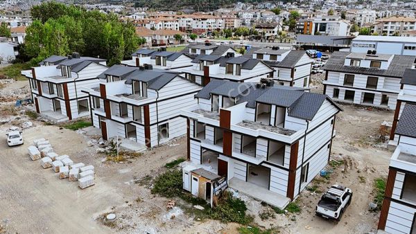 Tarcanlardan Yeniköy'de Fiyat Performans 4+1 Triplex Villa