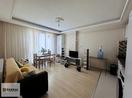 Şenkal Gayrimenkul'den 1+1 Otogarın Karşısında Kiralık Daire