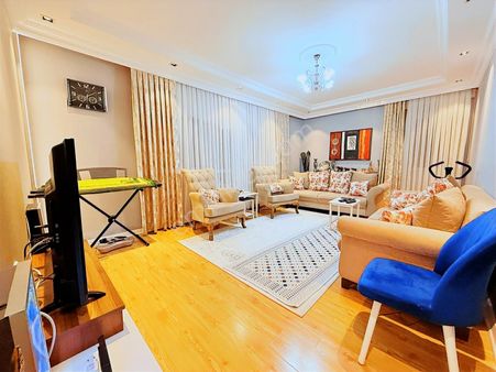 Okullara Yakın Cadde Üstü Asansörlü Binada Full Yapılı 3+1 Daire