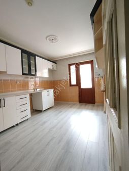 Bademlik Mahallesi'nde Ferah Ve Geniş 4+1 Daire!