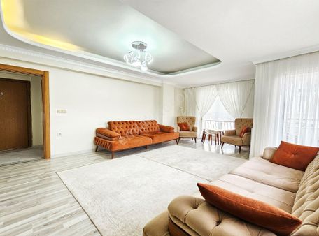 Mehterçeşme'de Metrobüse Yürüme Mesafesinde 2+1 Full Eşyalı