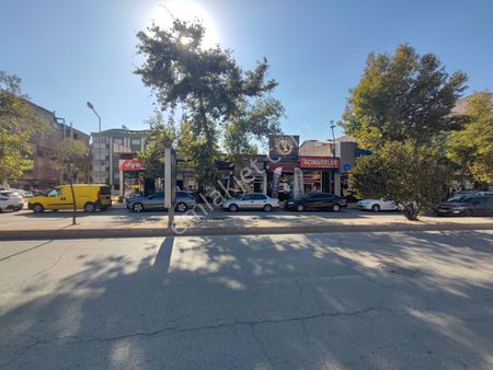 Coldwell Banker'dan Şeyhadil Cadde Üstü Depolu Satılık İşyeri